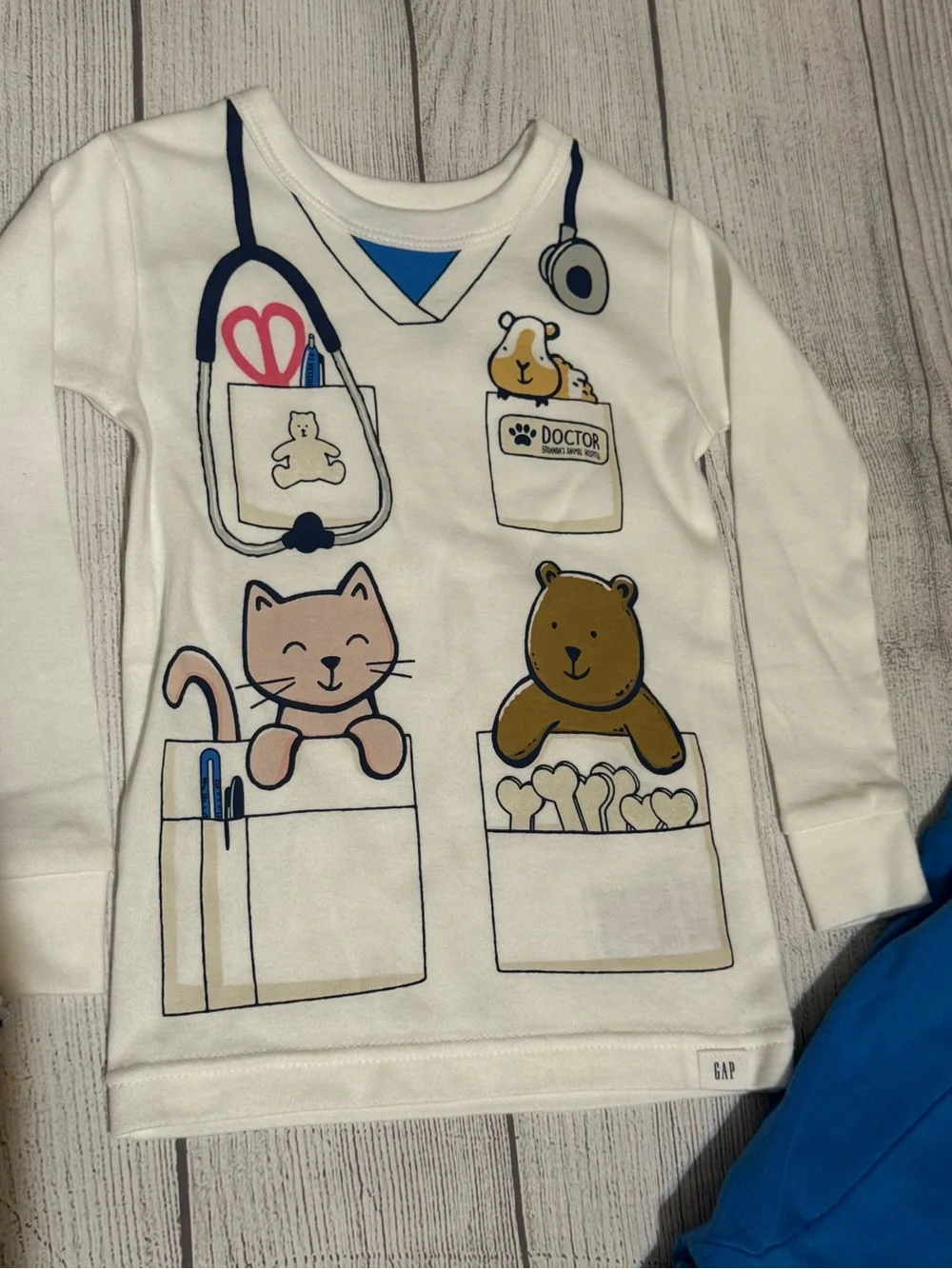 2 Sets of Baby GAP Pajamas Size 2